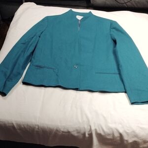 Suits galore by Jim Baldwin women's 100%wool blazer